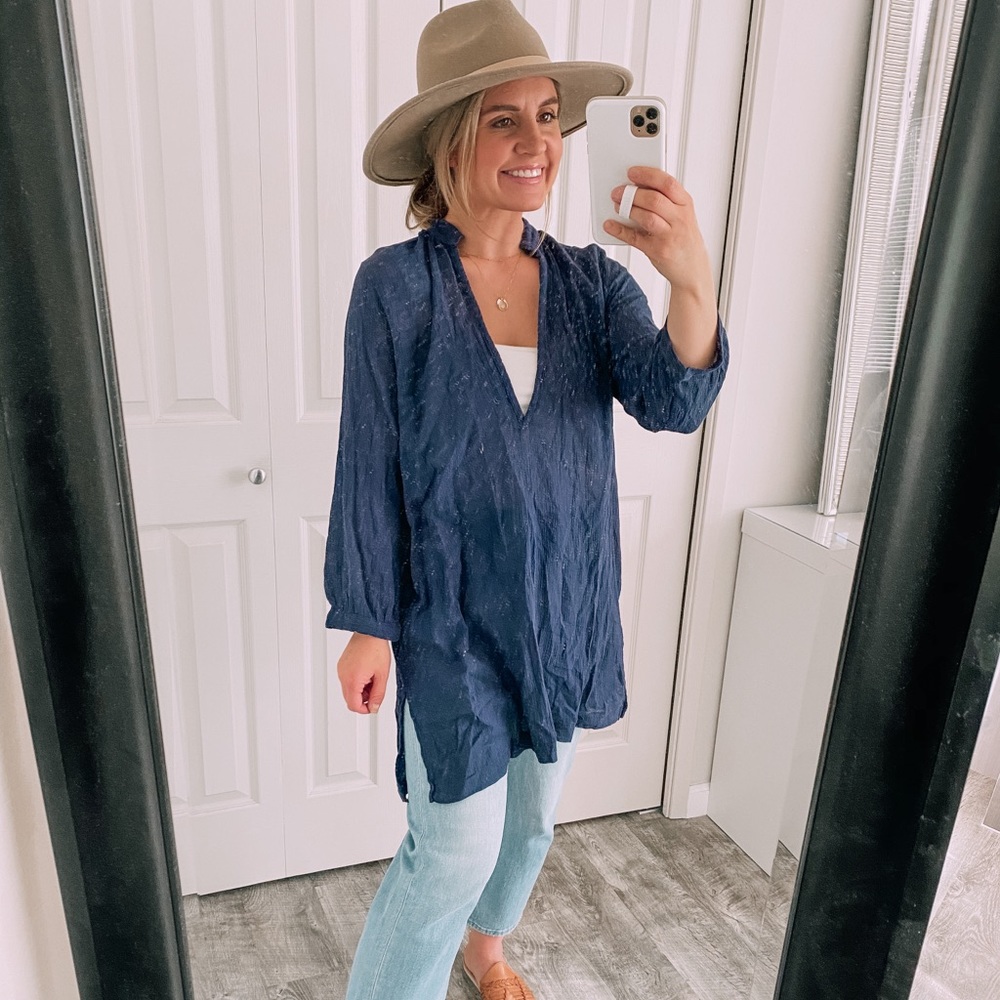 Bobi Tunic - Picture 1 of 4